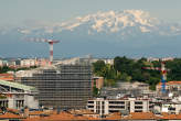 20090719_105505 Edificio Vittoria Assicurazioni e monte Rosa.jpg